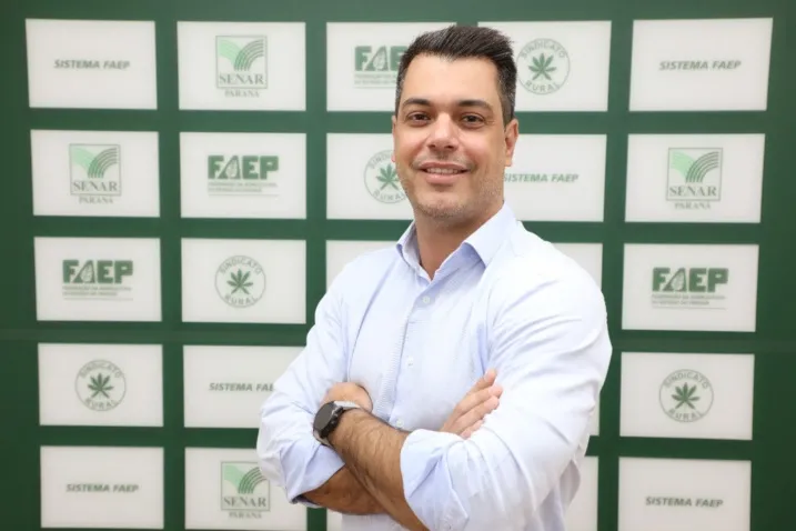 Paraná de olho no leite e no queijo de Minas