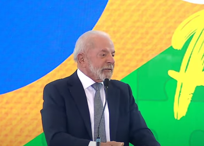 Com salário de R$ 46 mil, Lula diz que ganha pouco e a vida é difícil