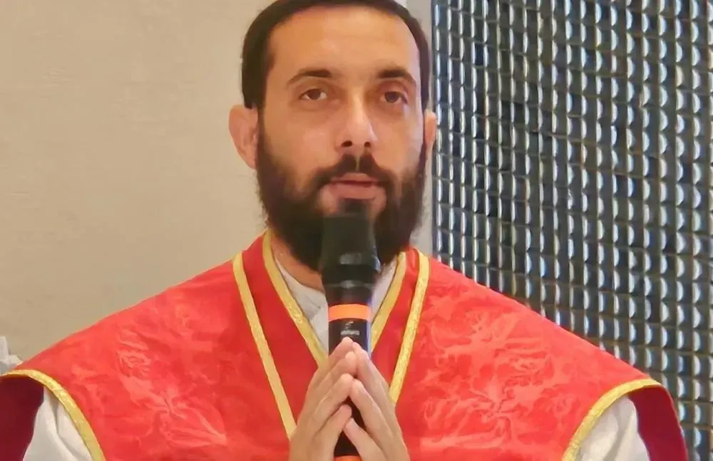 Padre Leandro Malaquias segue internado e apresenta melhoras no quadro clínico