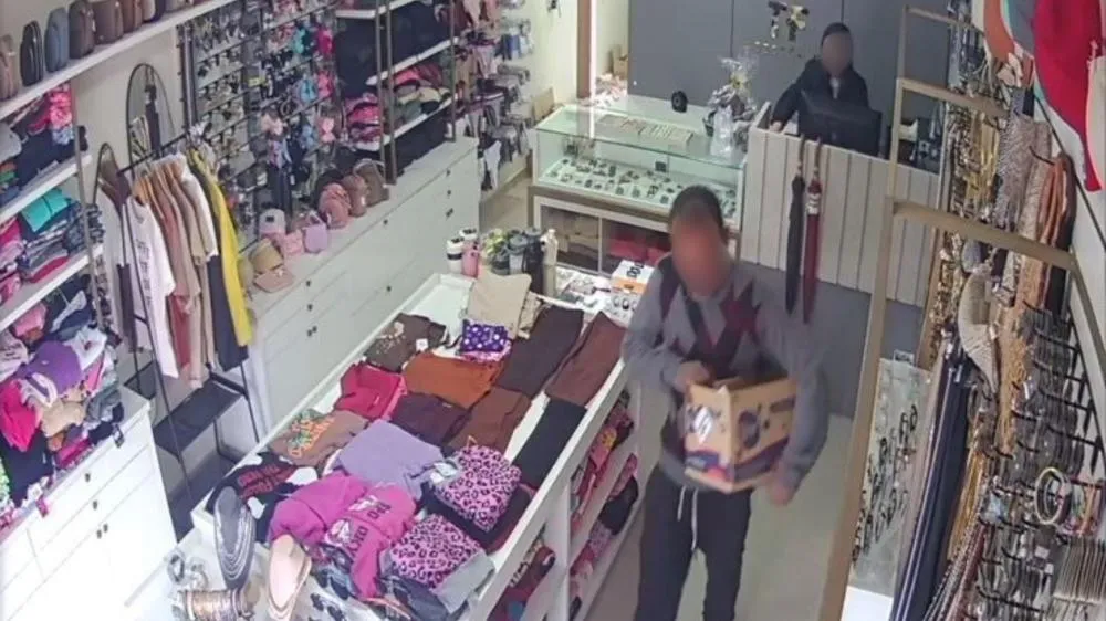 Suspeito se passa por cliente e faz vários furtos em lojas de Wenceslau Braz