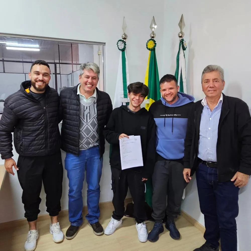 Prefeitura e Colégio Dr. Sebastião Paraná firmam convênio para estágio de alunos