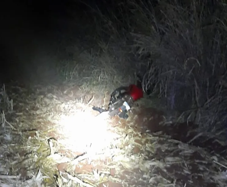 Homem morre na hora após sofrer queda de moto