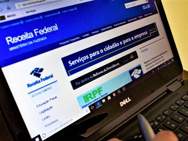 Receita Federal libera consulta ao 2º lote de restituição. No Paraná há 185 mil declarações