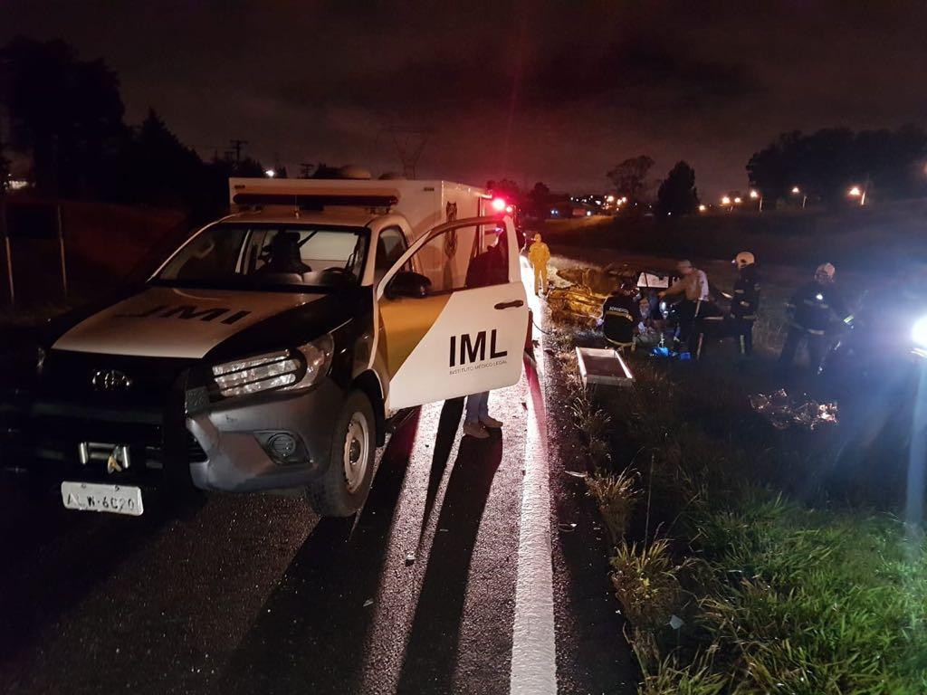 Mulher morre ao ser atropelada e motorista foge