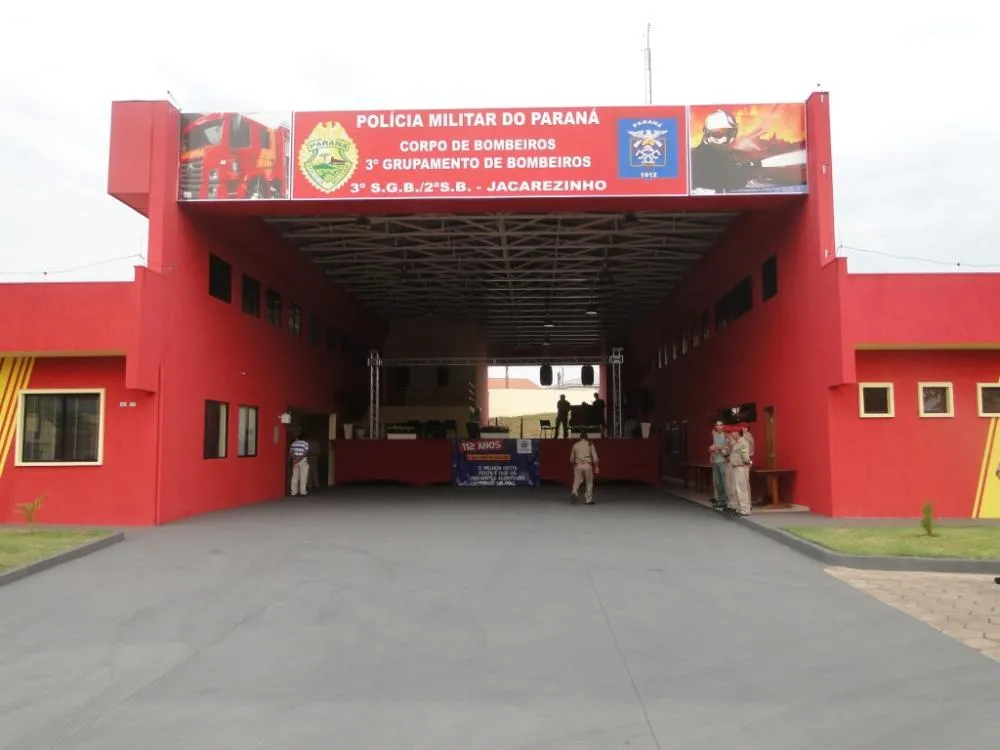 Bombeiros salvam vida de recém-nascido afogado com leite materno