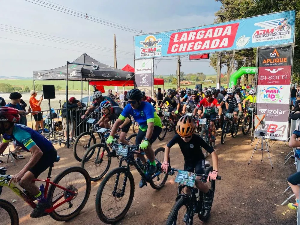 Desafio de Mountain Bike reúne centenas de atletas em Arapoti