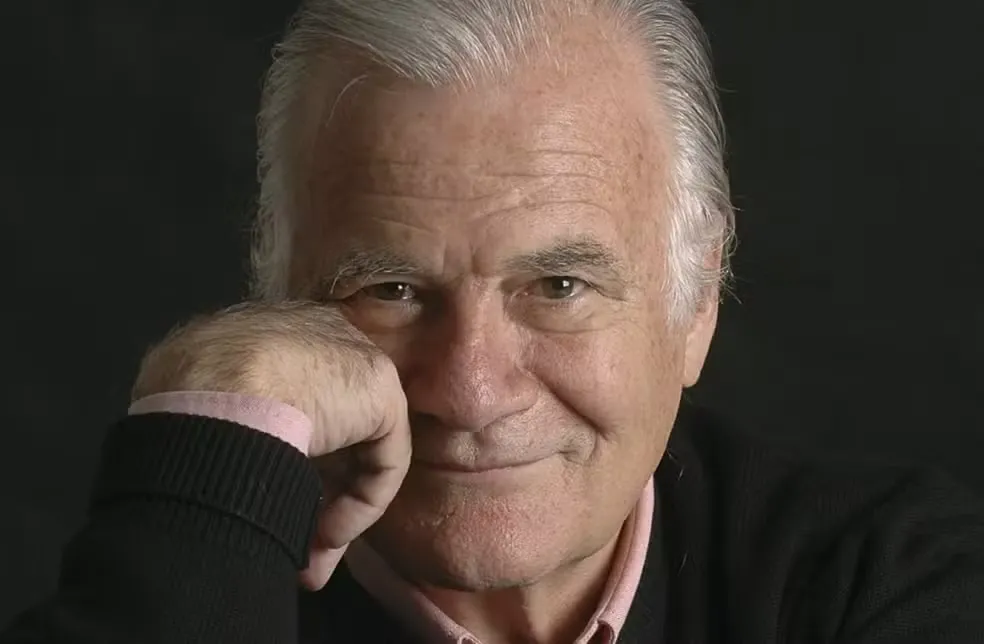 Morre Mino Carta, jornalista que enfrentou o poder e marcou a história da imprensa brasileira.