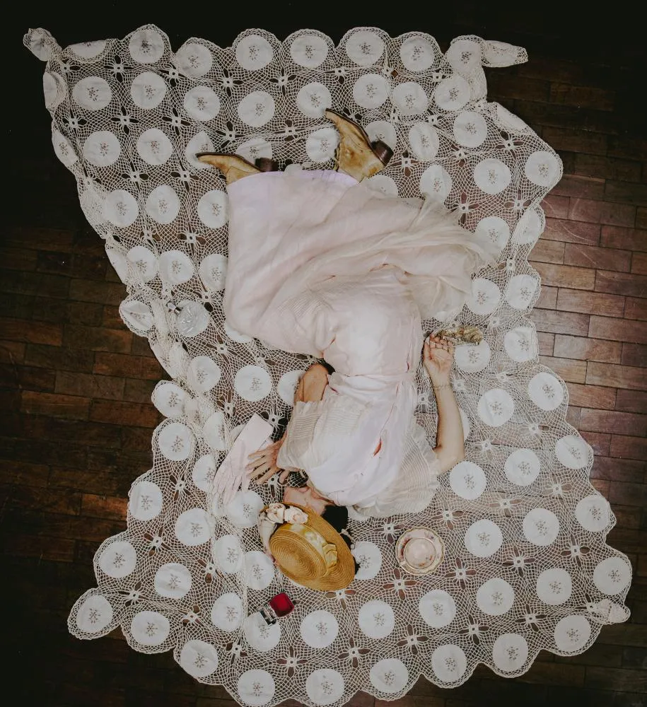 Espetáculo que aborda violências históricas ainda vividas pelas mulheres estreia em Jacarezinho neste mês