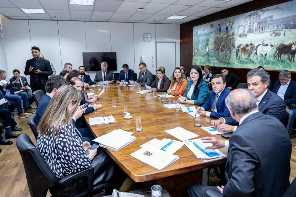 Juca Sloboda pede ajuda do Governo Federal para resolver impactos das taxas dos Estados Unidos