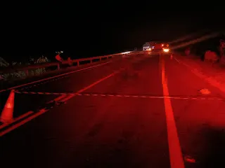 Homem morre atropelado por caminhão na PR-092