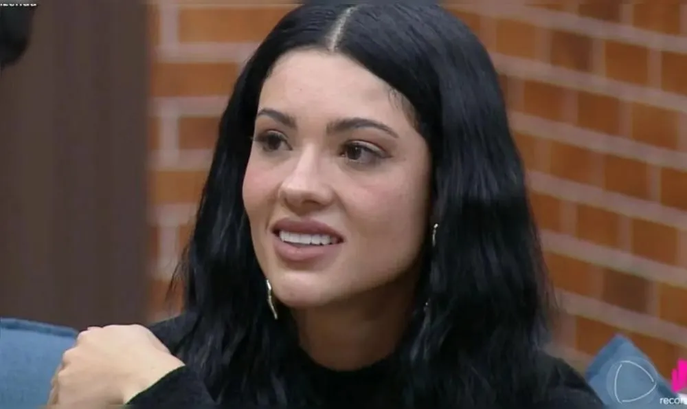 Imagens fortes! Rayane Figliuzzi, namorada de Belo, expõe vídeo de agressão que sofreu do ex-marido