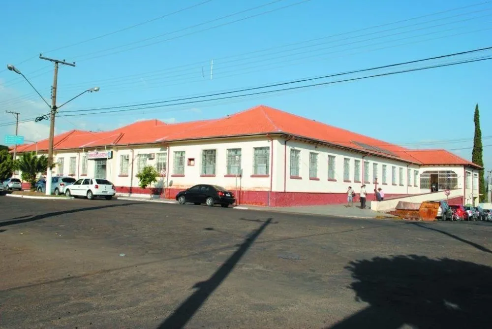 Prefeitos pedem mudança na gestão da Santa Casa de Jacarezinho após suspeita de irregularidades