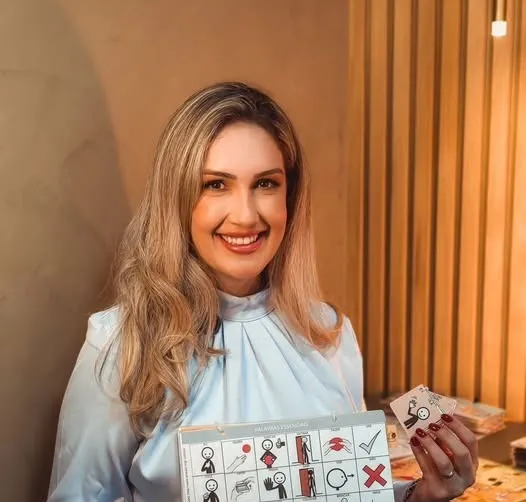 Fonoaudióloga vai representar o Norte Pioneiro em Congresso Científico