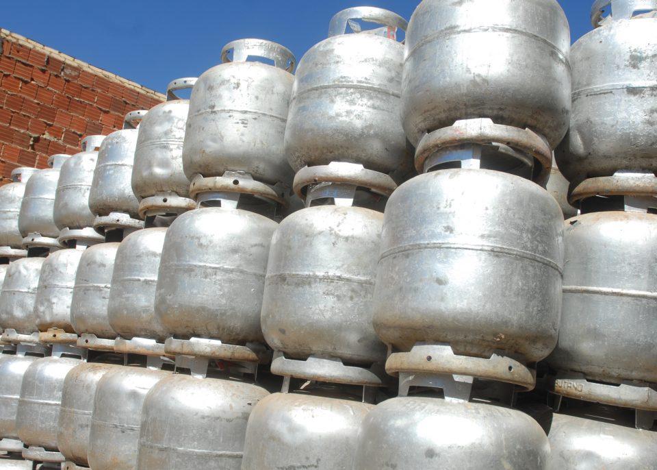 Gás de cozinha sobe 4,4%; valor será de R$ 23,10 na refinaria