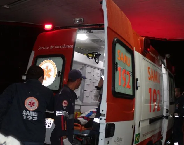 Atleta brazense é entubado após acidente em partida de futsal em Arapoti