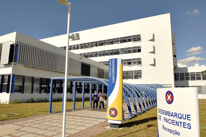 Jogador de futsal de Wenceslau Braz segue entubado e internado na UTI