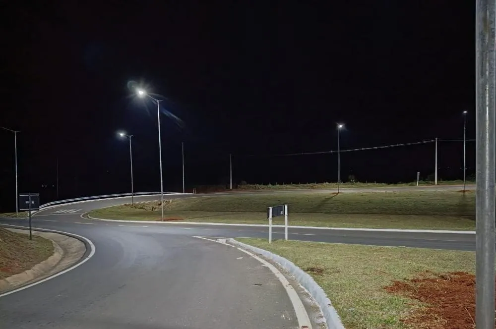 Prefeitura conclui instalação da iluminação no trevo do Contorno Sul em Wenceslau Braz