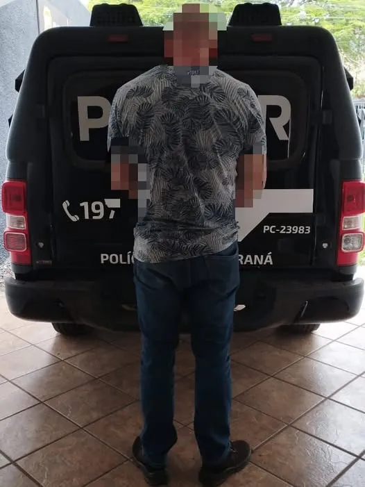 Homem é preso por não aceitar fim do relacionamento e perseguir a ex-mulher