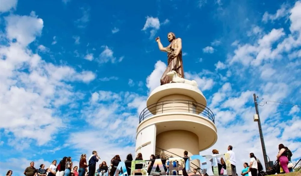 Paróquia São João Batista promove caminhada jubilar dos educadores em Arapoti