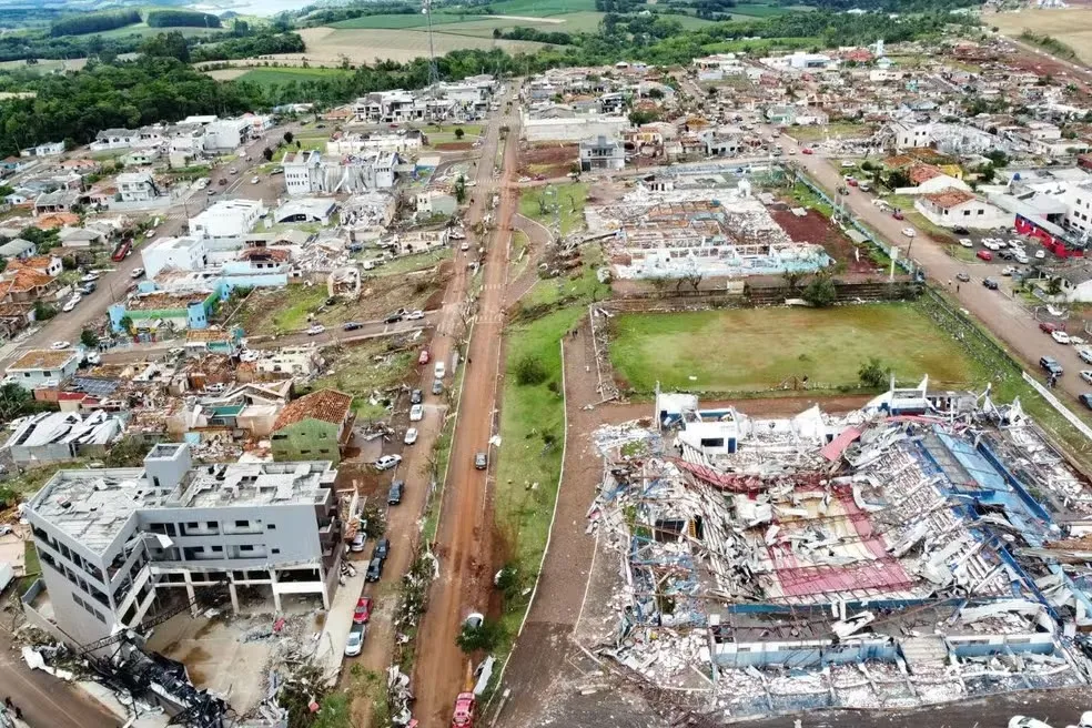 Wenceslau Braz cria campanha para ajudar cidades destruídas por tornado no Paraná
