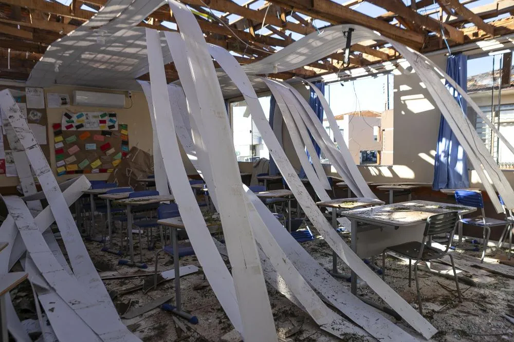 Governo libera R$ 10 milhões para reconstruir escola destruída por tornado em Rio Bonito do Iguaçu