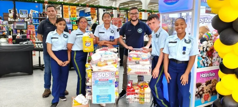 Colégio Cívico-Militar de Jacarezinho mobiliza moradores em ação solidária para Rio Bonito do Iguaçu
