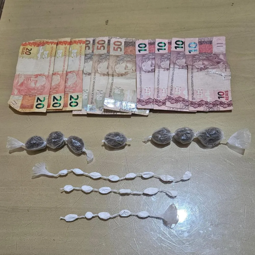 Adolescente tenta dar fuga a pé e acaba detido com drogas em Santo Antônio da Platina