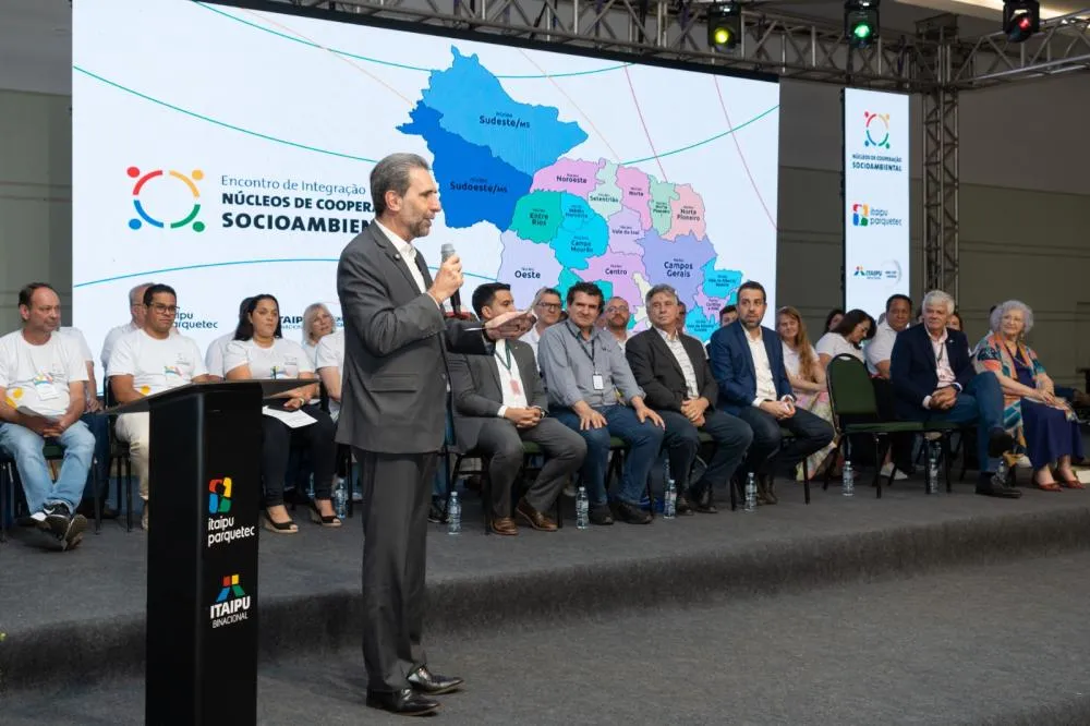 Itaipu firma compromisso de apoiar projetos elaborados com participação social