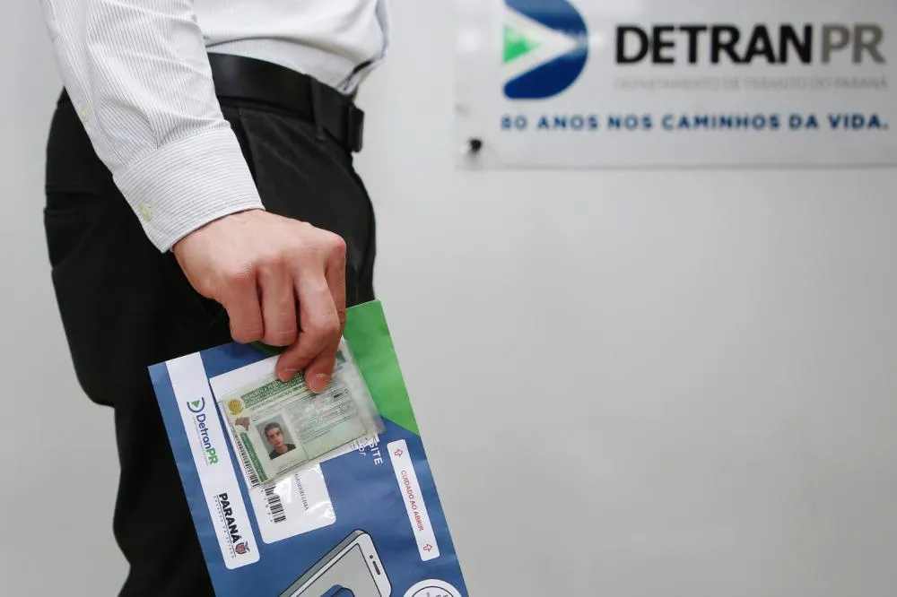 Paraná inicia transição de sistemas para atender novo modelo de formação de condutores 