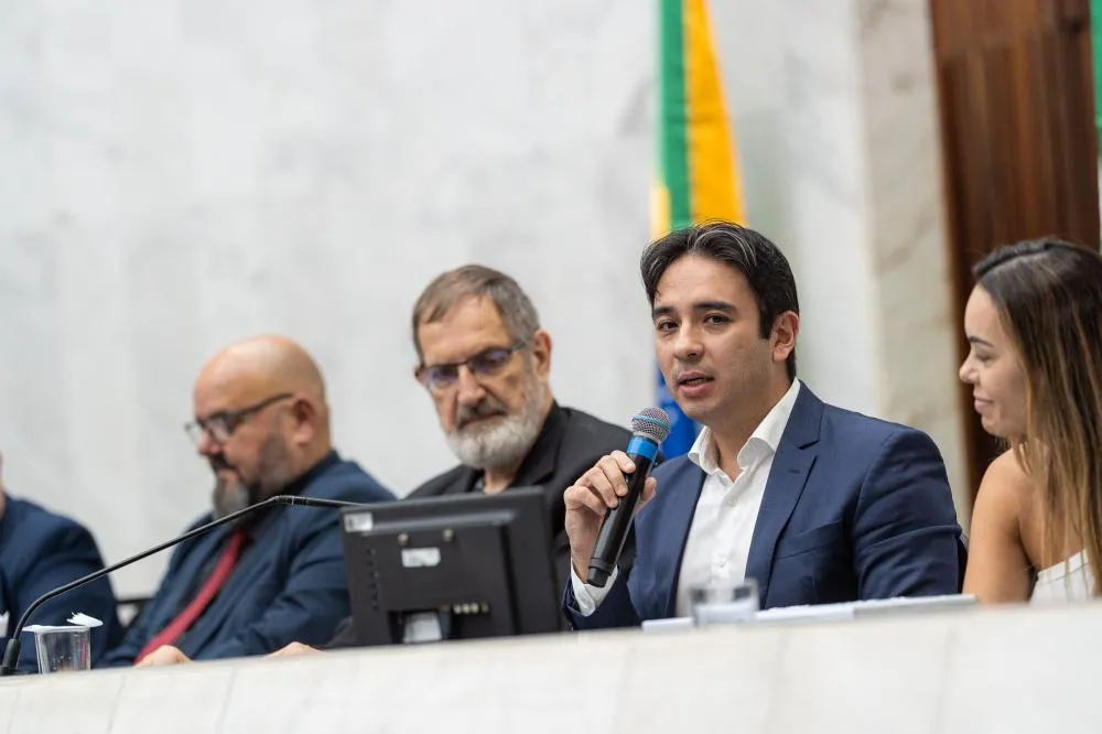 Governo do Paraná vai investir mais de R$ 500 milhões nas Apaes em 2026