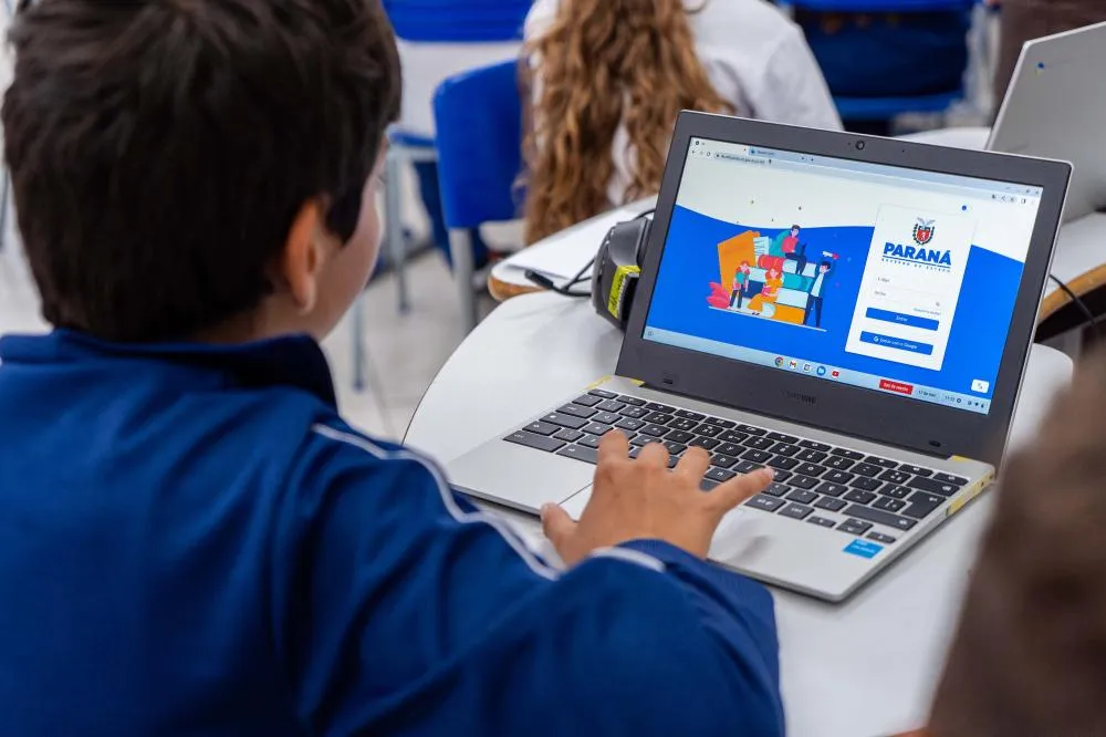 Governo do Estado investiu mais de R$ 220 milhões em tecnologia para a educação pública em 2025