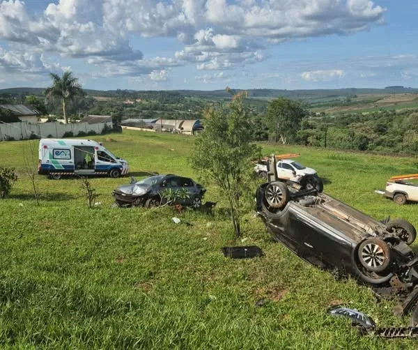 Grave acidente na PR-092 deixa seis feridos em Arapoti 