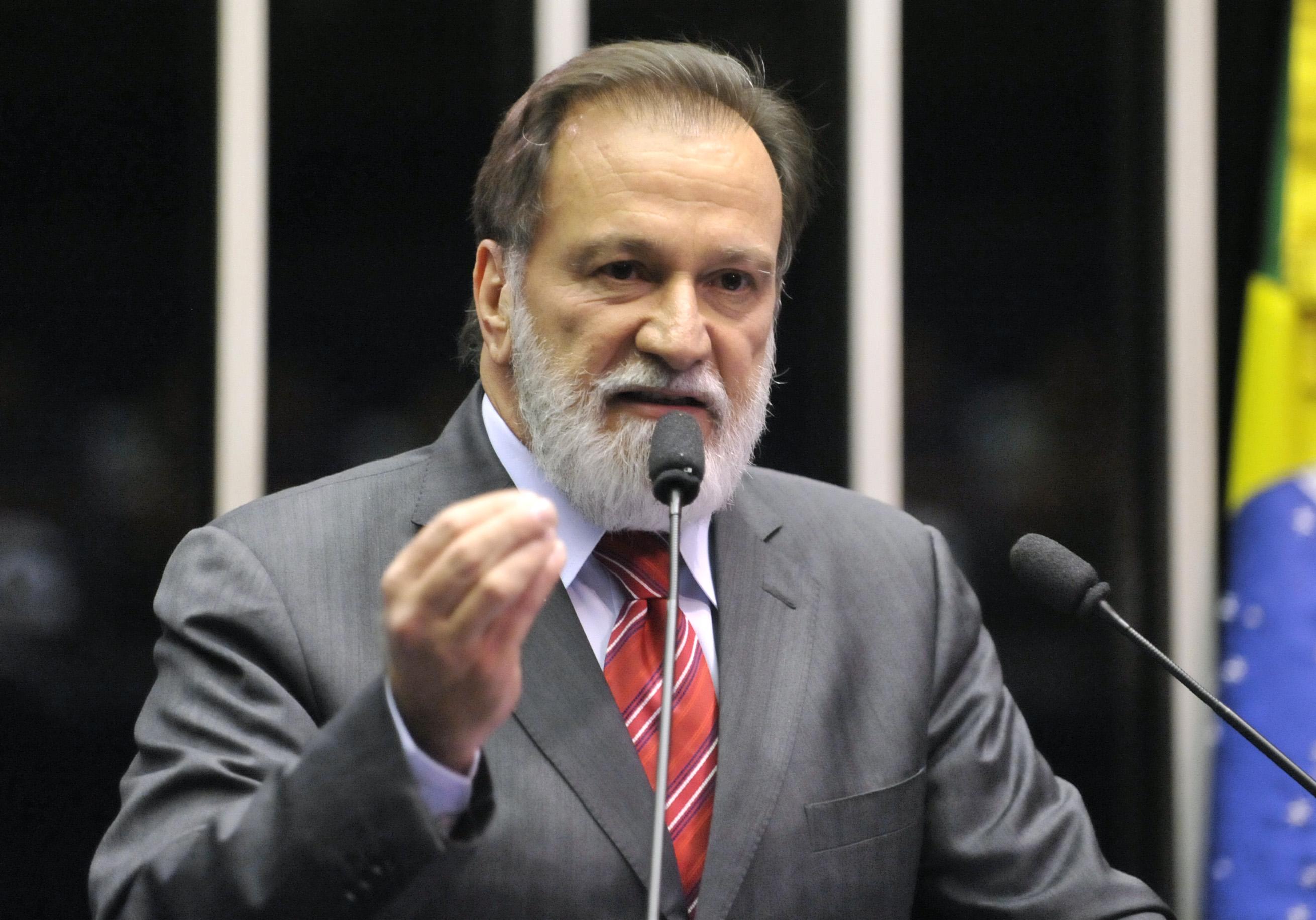 Osmar dispensa apoio do PCdoB