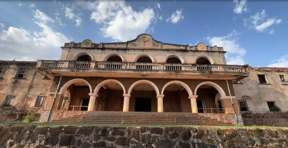 Visitação na Fazenda Yara é suspensa após episódios de invasão e emergência familiar