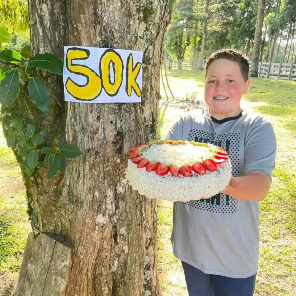 Adolescente viraliza nas redes sociais e é convidado para ser embaixador do turismo em Jaguariaíva
