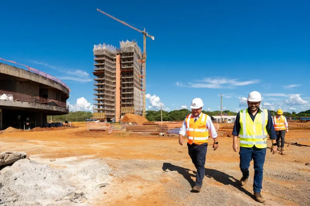Itaipu acompanha avanço das obras do campus da Unila em Foz do Iguaçu