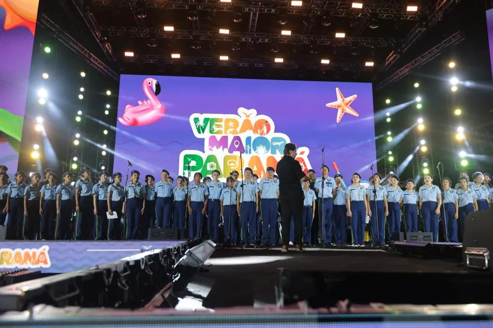 Estudantes de Colégio Civico-militar dos Campos Gerais se apresentam no Verão Maior