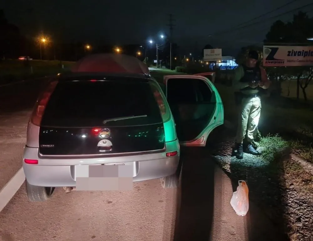 Carro envolvido em furto de loja em Wenceslau Braz é encontrado perto de Curitiba