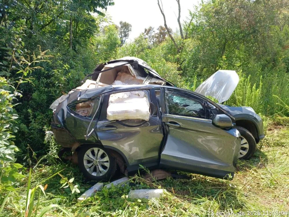 Acidente mata motorista e deixa passageira em estado grave