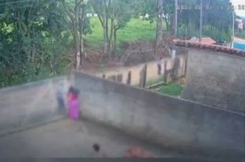 Bebê de 11 meses morre após ser atacado por PitBull