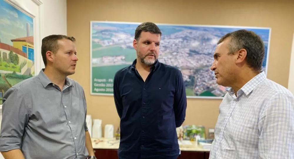 Pedro Lupion visita Arapoti e destina meio milhão para a Atenção Primária em Saúde