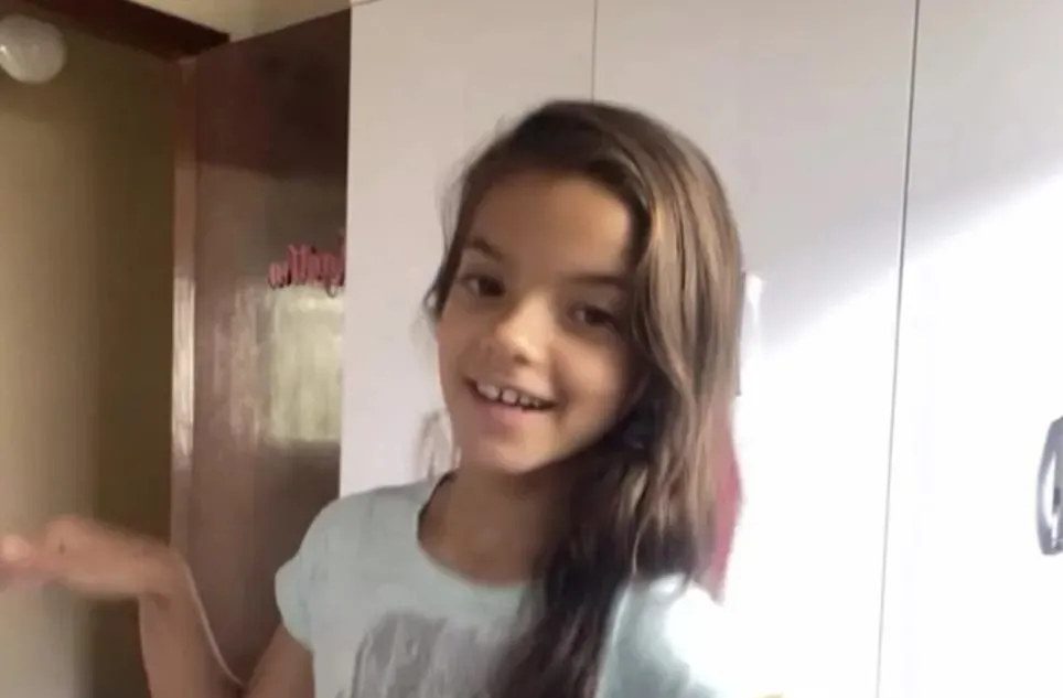 Menina que mora no Norte Pioneiro conquista milhões de visualizações nas redes sociais