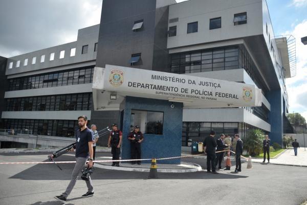 Polícia Federal publica edital para concurso com 500 vagas e salários de até R$ 22,6 mil