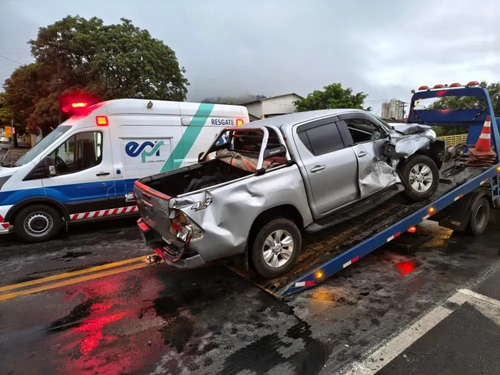 Policial aposentado morre em grave acidente com carreta no trevo da BR-153, no Norte Pioneiro