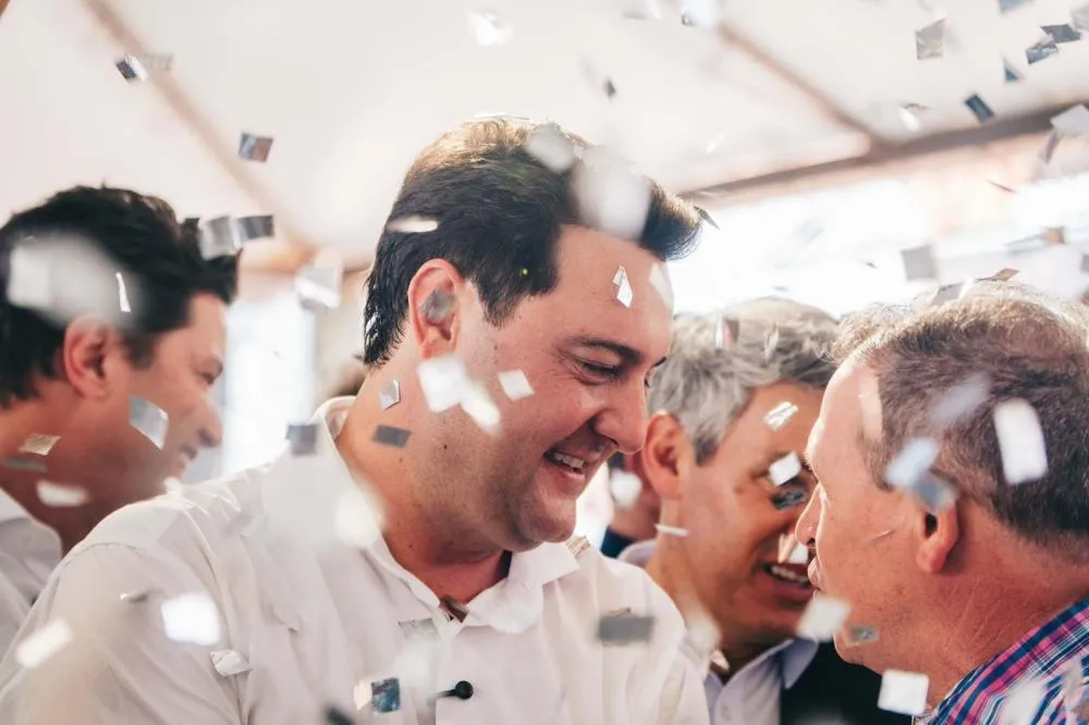 Ratinho Junior é aprovado por 84,3% dos paranaenses