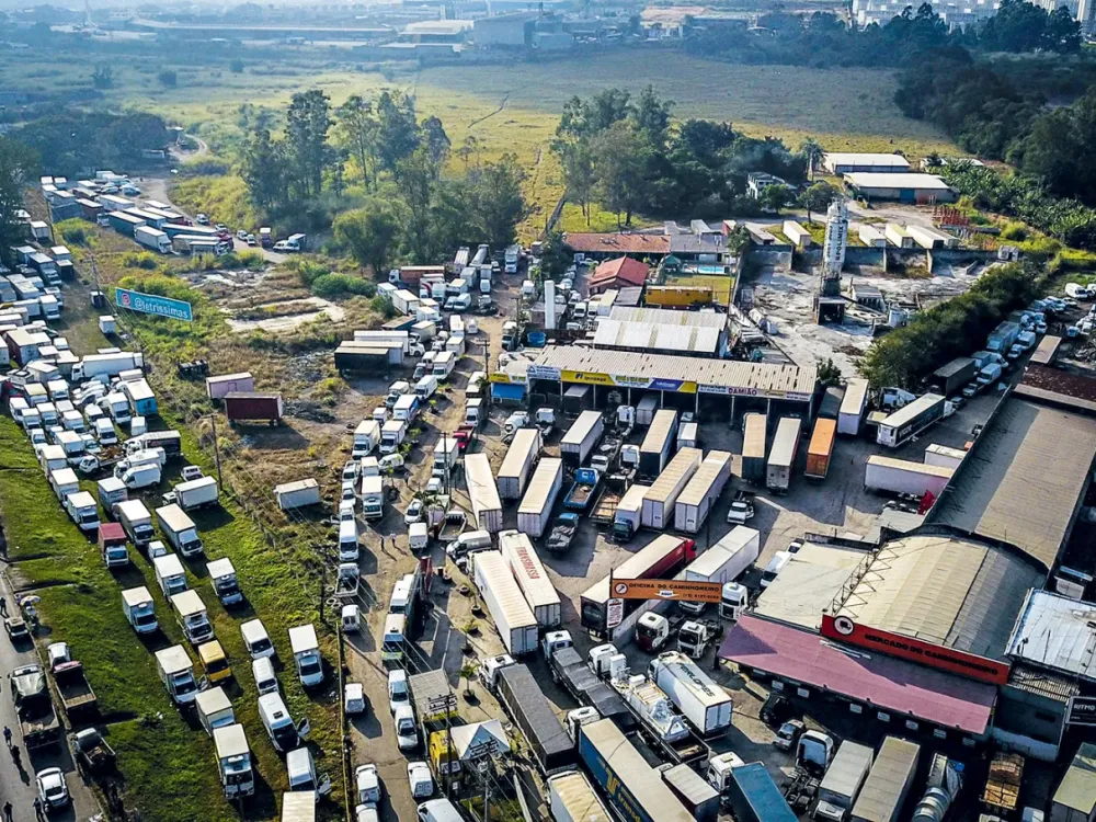 Caminhoneiros discutem hoje greve nacional devido a alta no preço do diesel
