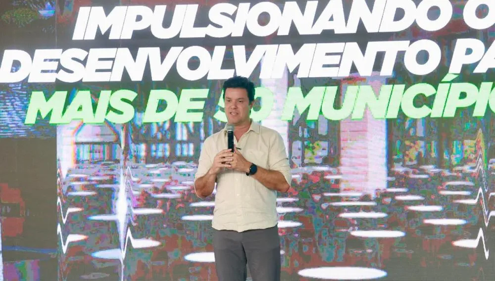 Secretaria das cidades intensifica programa Asfalto Novo, Vida Nova