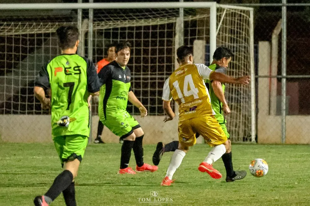 Goleadas e emoção marcam início eletrizante do Campeonato Municipal de Sengés