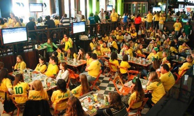 Governo oficializa mudança no horário de expediente nos dias de jogos do Brasil
