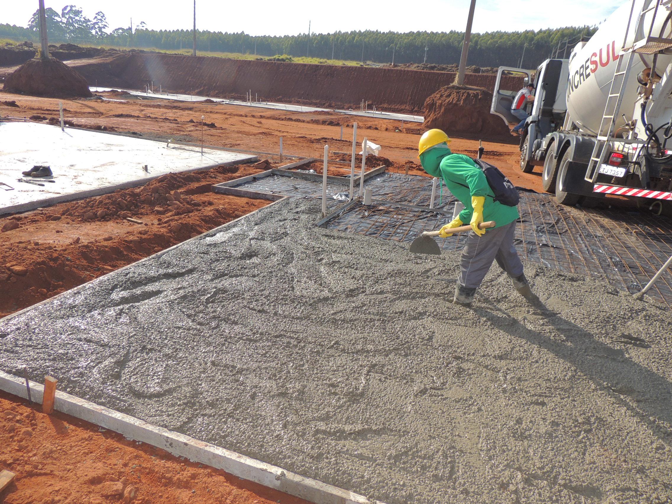 Construção de 200 moradias populares seguem a todo vapor